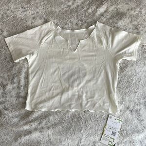 Halara Size Large White Crop Top